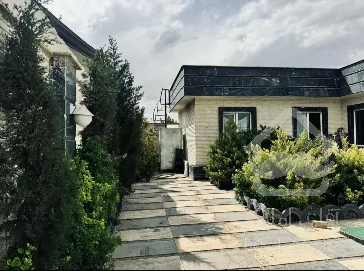 ویلای مدرن در شهرک سهیلیه کرج