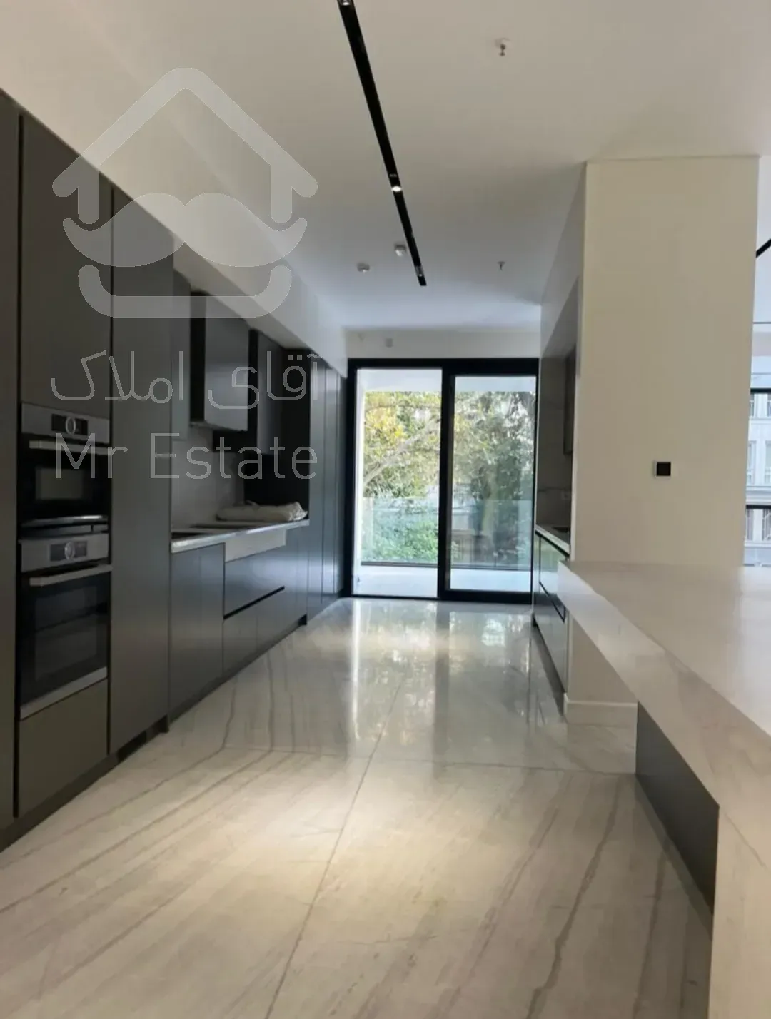 آپارتمان ۳۳۰متر فروش در ونک