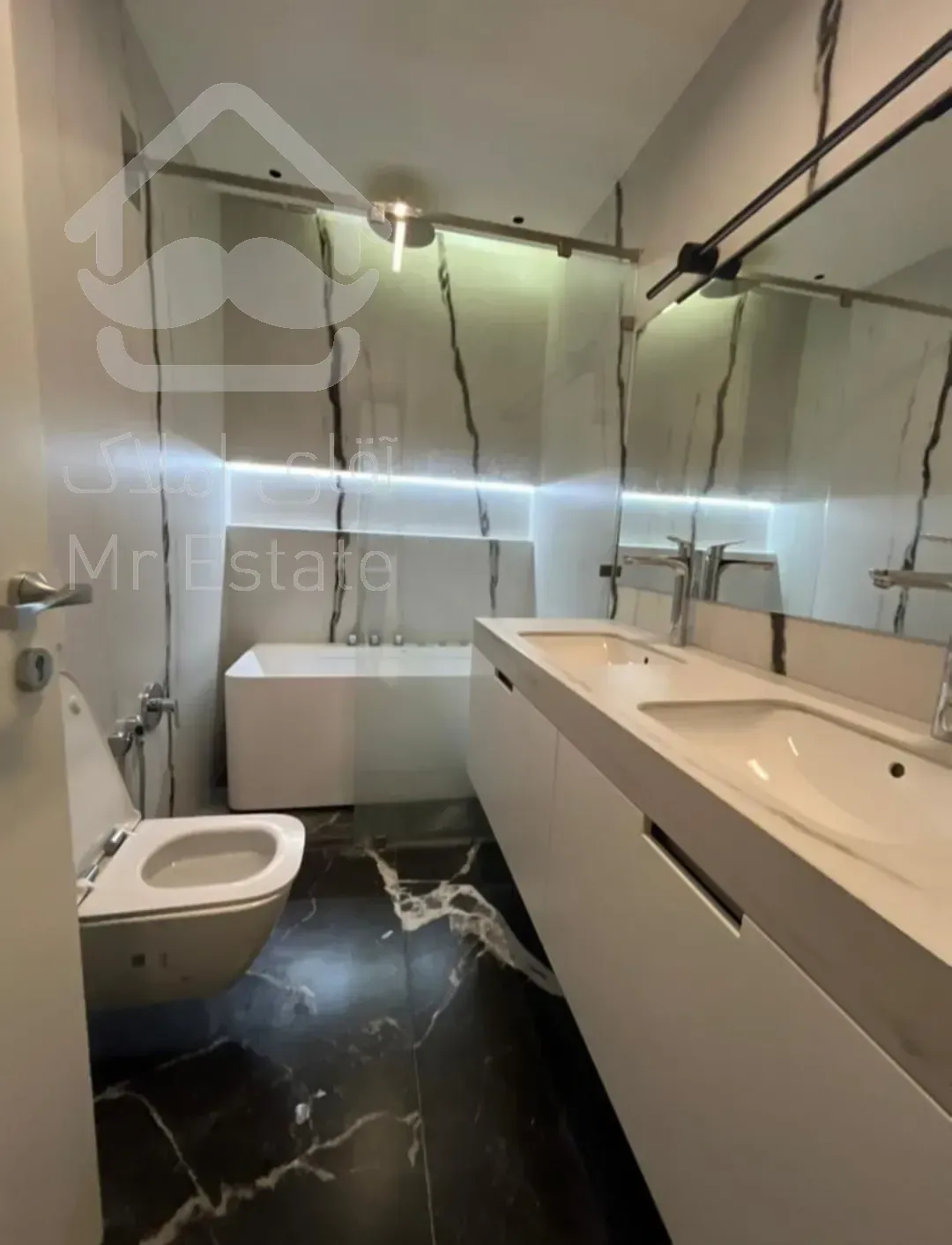 آپارتمان ۳۳۰متر فروش در ونک