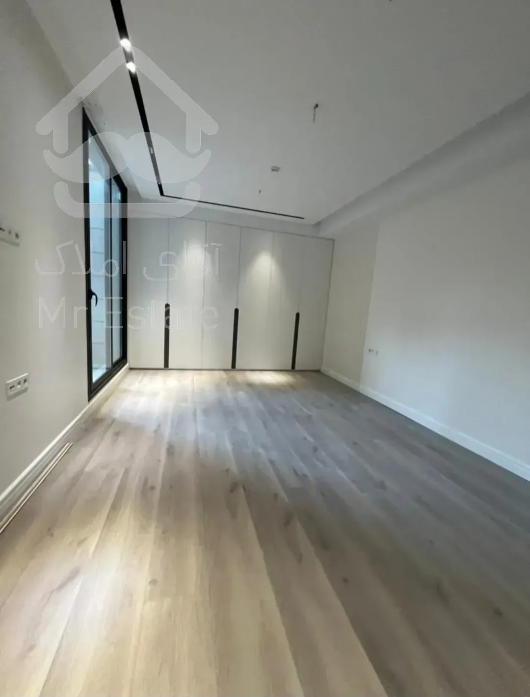 آپارتمان ۳۳۰متر فروش در ونک