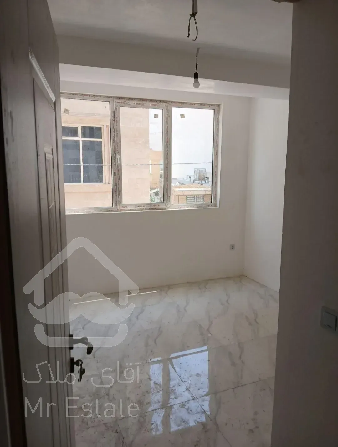 فروش آپارتمان 115 متری 2خواب شهرک ولیعصر