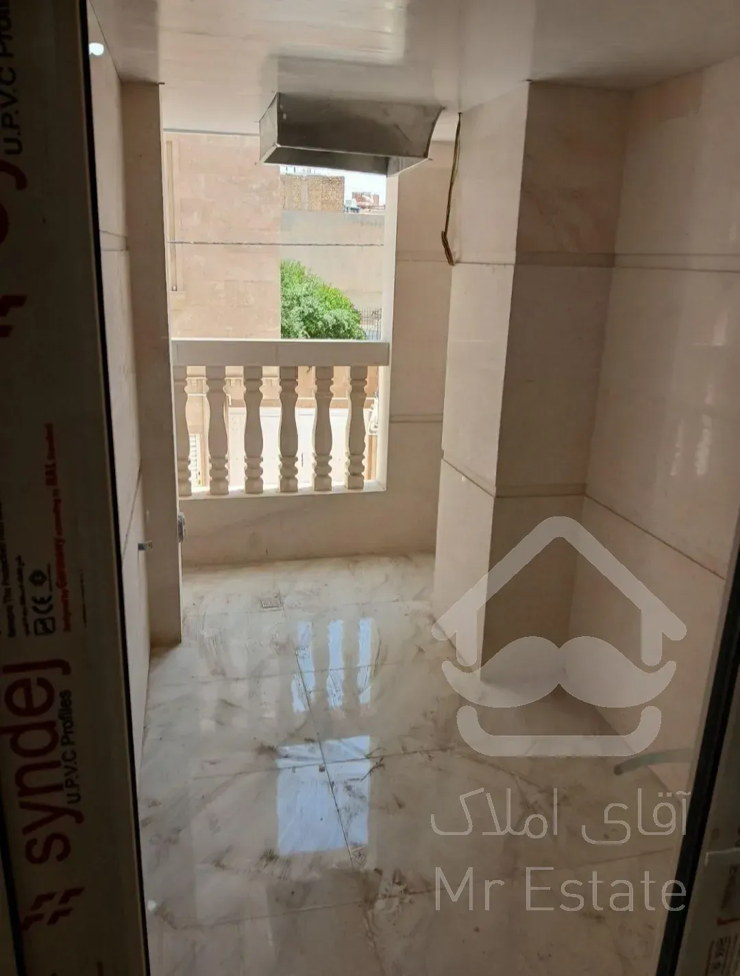 فروش آپارتمان 115 متری 2خواب شهرک ولیعصر