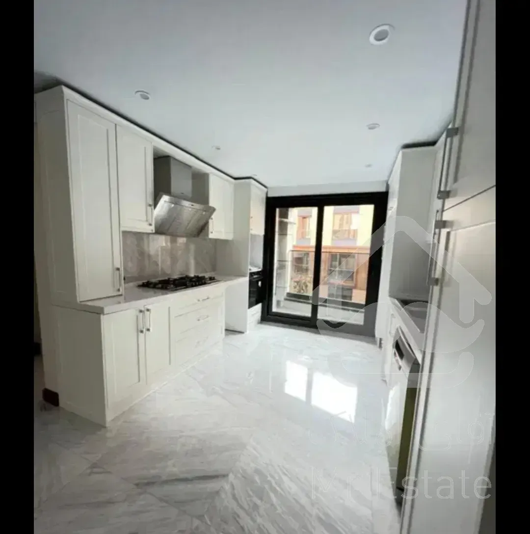 واحد ۹۰ متری در بلوار فردوس،  تخلیه، آماده تحویل