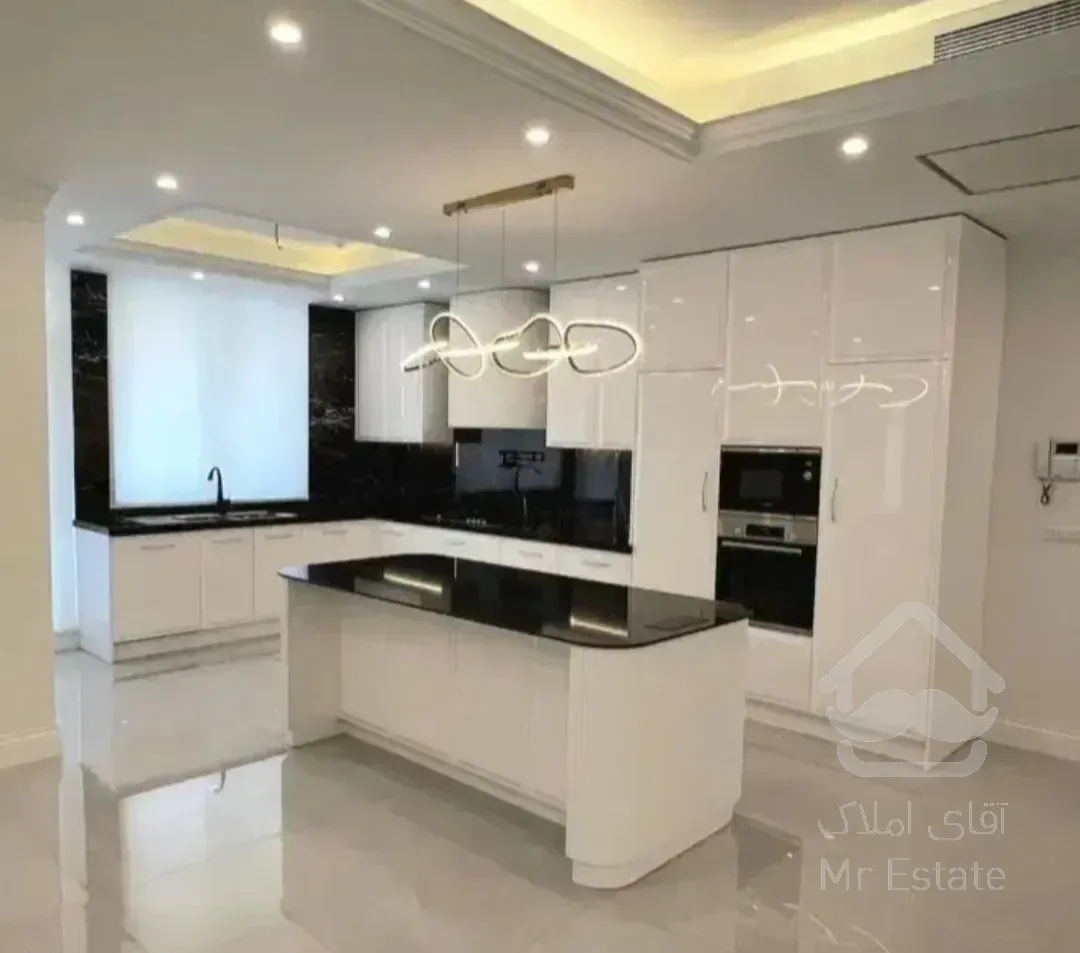 واحد ۱۳۰ متری برای اجاره ، تخلیه، آماده بازدید