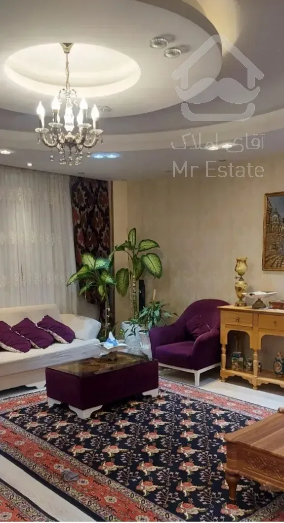 آپارتمان اکبریه ۱۱۱ متری طبقه ۳ تک واحدی