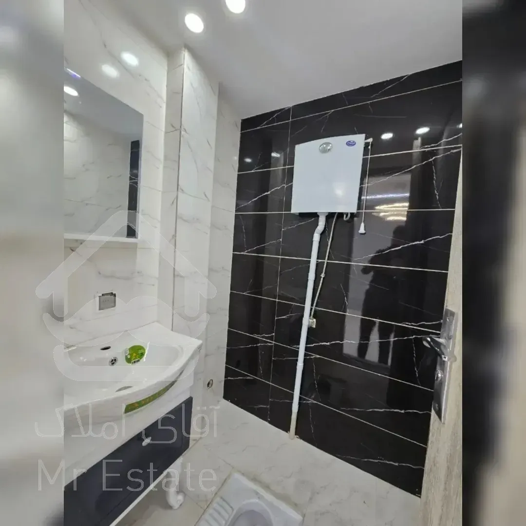 ۴۷ متر طبقه دوم پارکینگ سند تک برگ