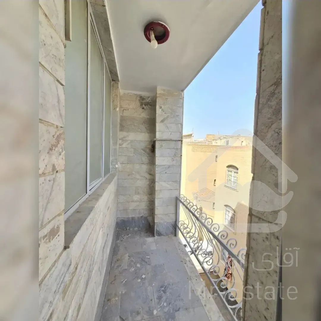 ۴۷ متر طبقه دوم پارکینگ سند تک برگ