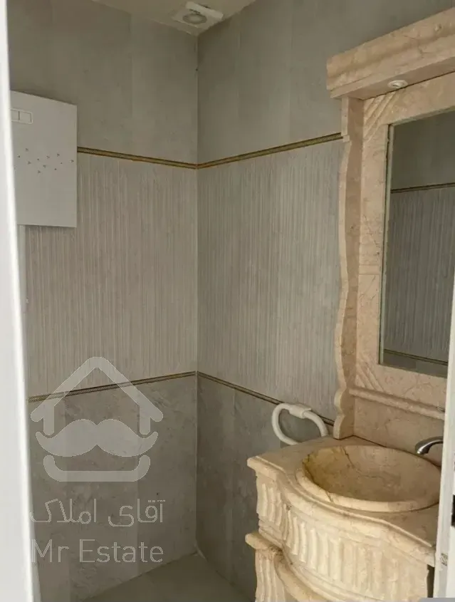 آپارتمان‌۲خوابه‌غرق در نور