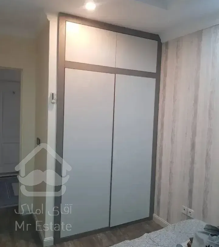 آپارتمان ۱۰۲ متری ۲ خوابه در شهرک راه آهن