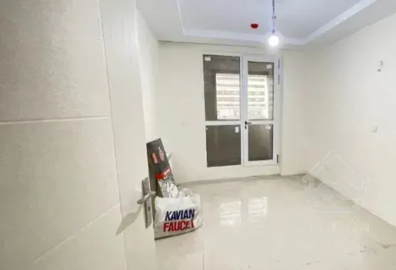 آپارتمان ۱۱۷ متری غرق در نور