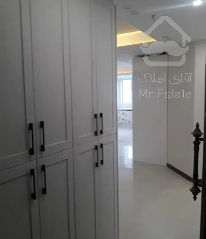 ۱۳۶ متر ۳ خوابه بهترین لوکیشن