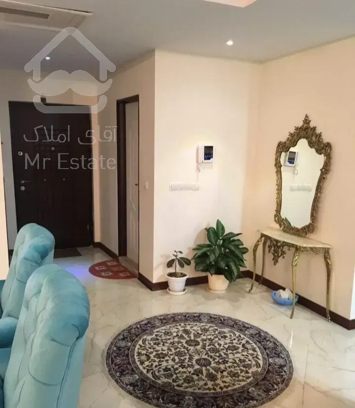 ۱۱۴ متر ۲ خوابه فول امکانات غرق در نور