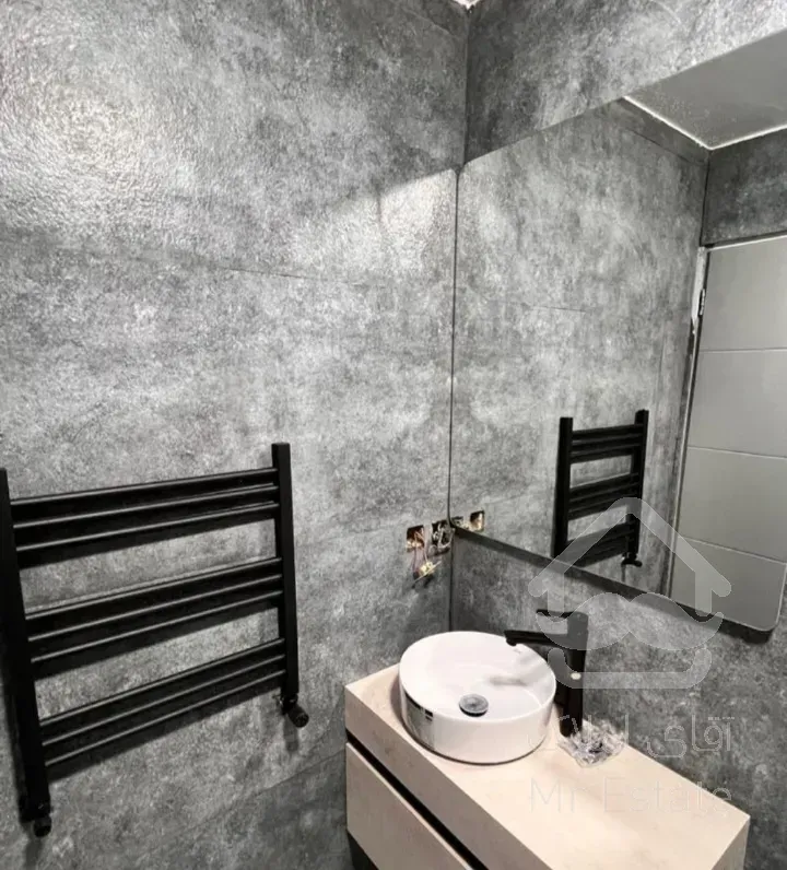 ۱۳۵ متری فوق‌العاده لوکس و آرامش‌بخش