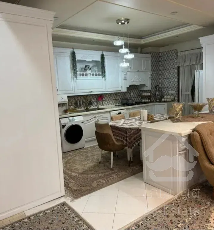 آپارتمان ۱۶۳ متری بدون پرتی و خوش نقشه