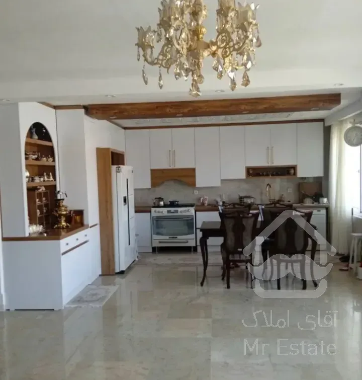 ۱۴۵ متر آپارتمان خوش نقشه و پرنور