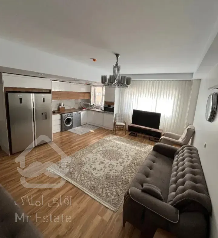 ۹۲ متر خوش نقشه فول امکانات