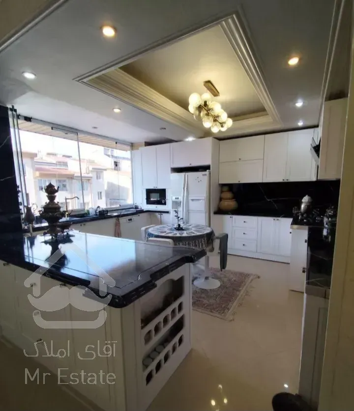 ۱۴۴ متر آپارتمان شیک و نوسازی شده