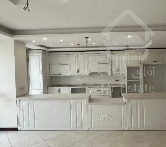 ۱۴۵ متر آپارتمان شیک و نوساز