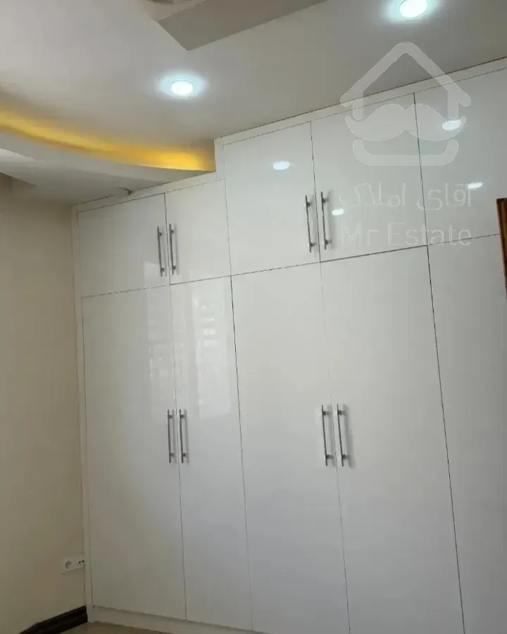 ۱۳۰ متر آپارتمان ۲ خوابه بدون مشابه در منطقه