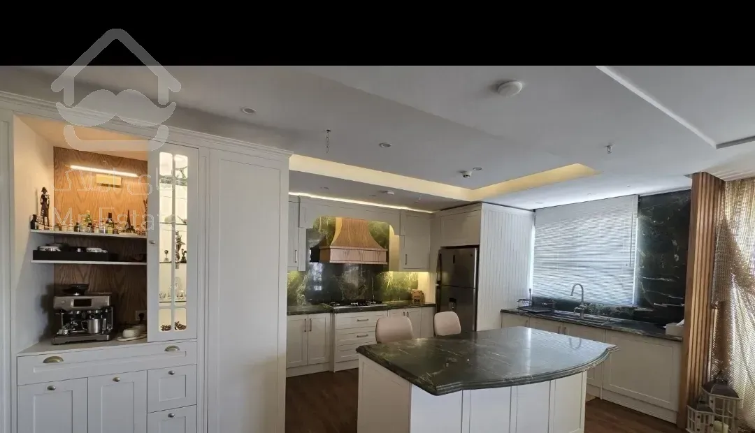 ۱۹۵ متر /برجهای دریاچه چیتگر