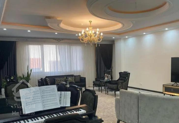 ۱۰۳متر/سالن پرده خور/خوش نقشه/چهارباغ شرقی