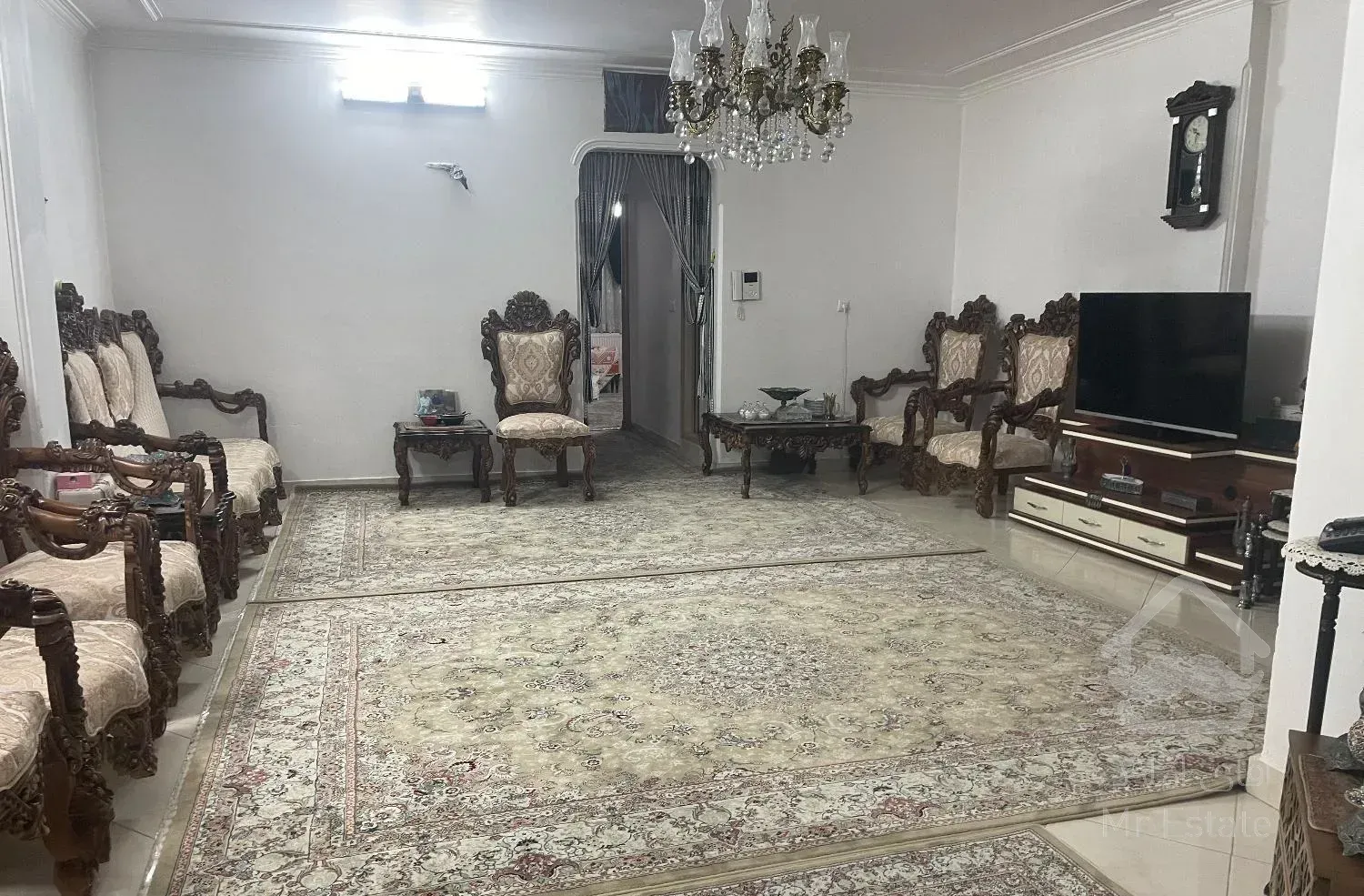 105 متره خیابان پست (خانه رنگی)