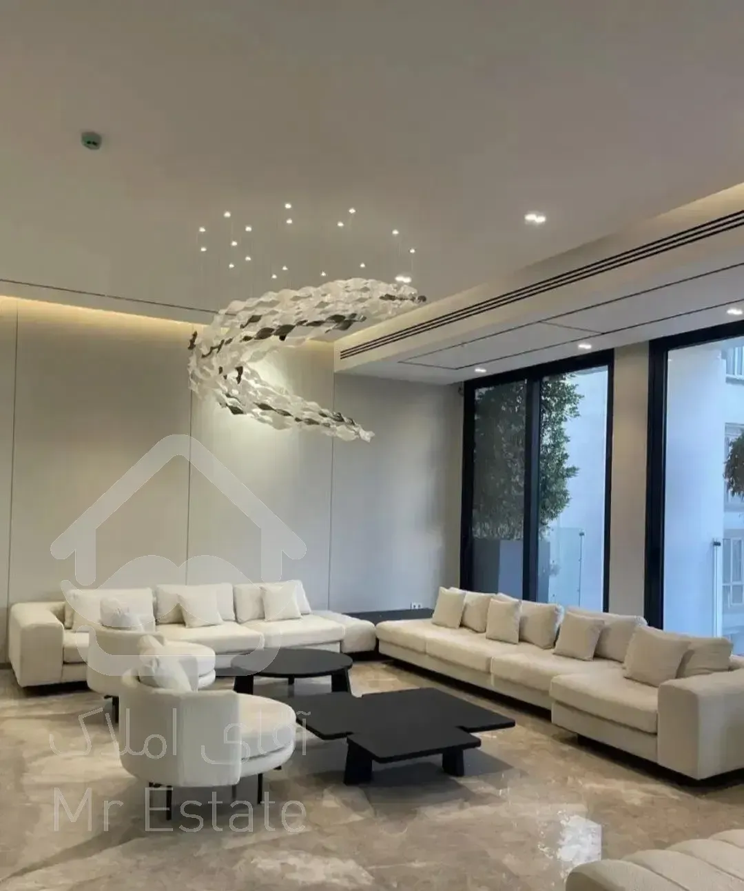 سعادت آباد شمال میدان کاج ۹۵متر ۲خواب ۲ پارکینگ