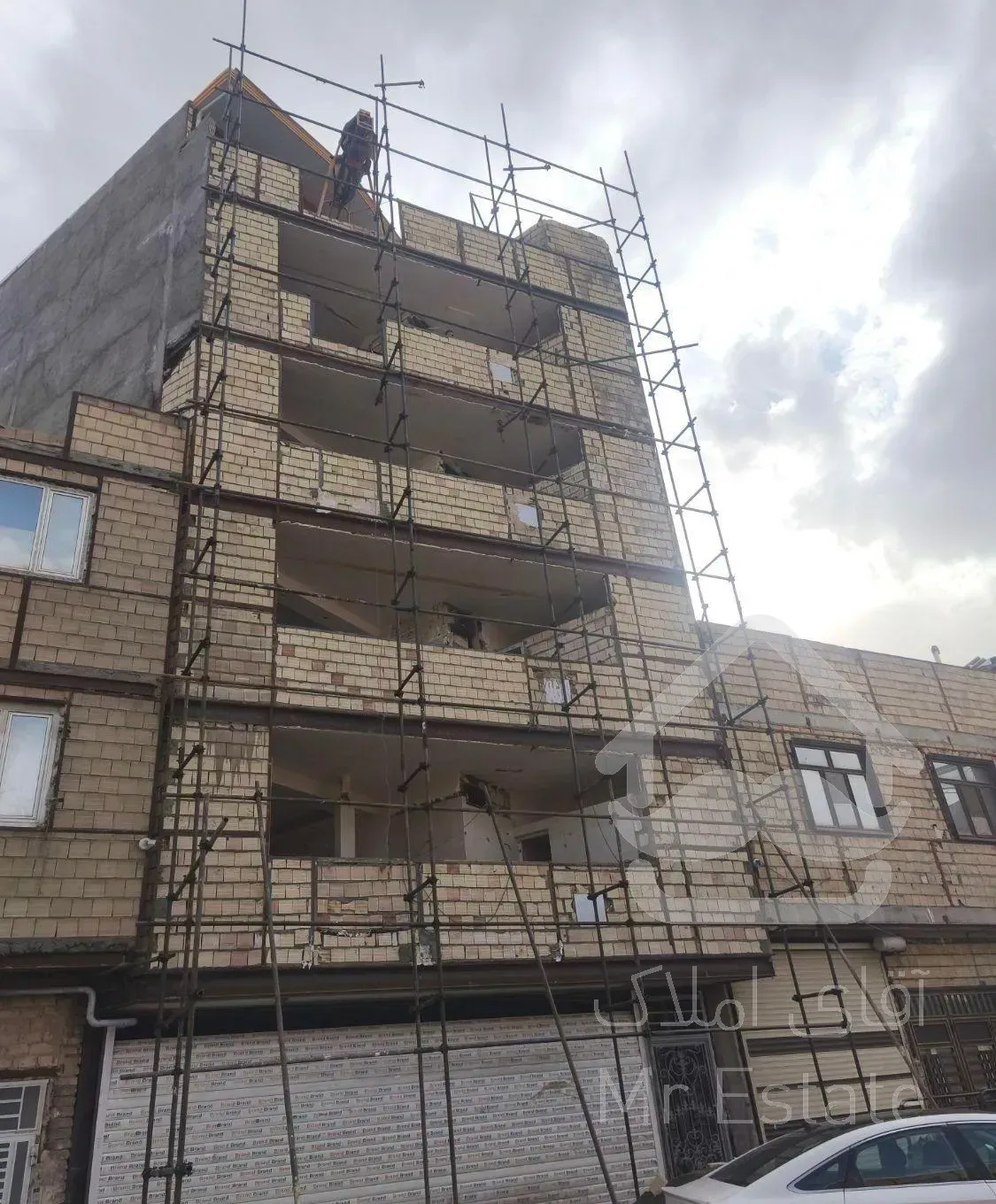 پیش فروش واحد های 108 متر و 98 متر همت گلشن