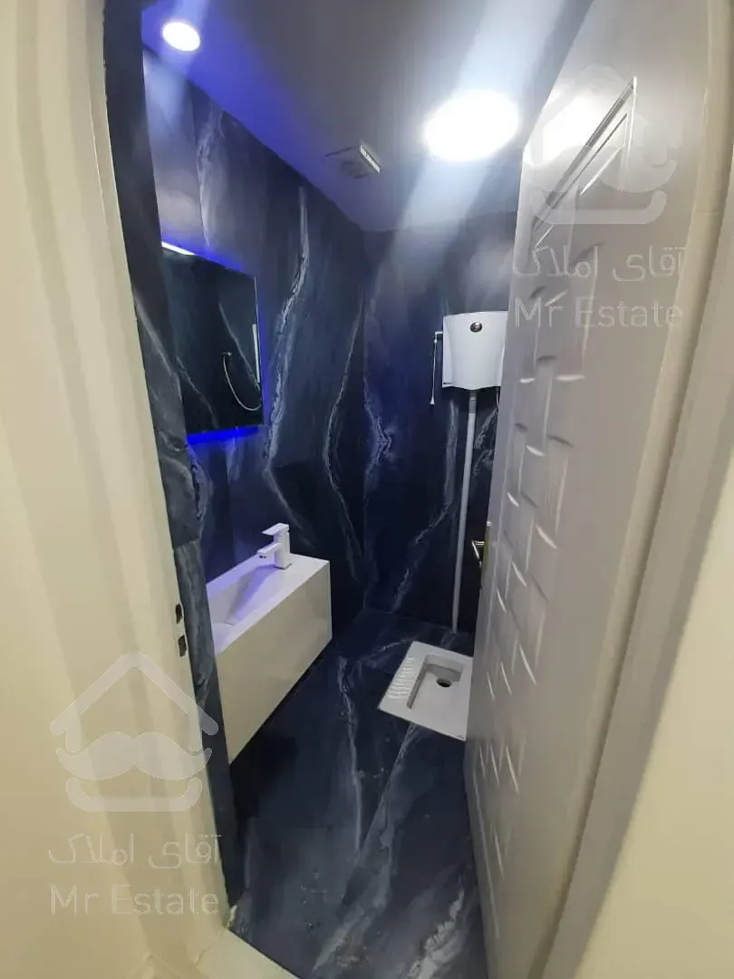 96 متری لاکچری در غرب دریاچه