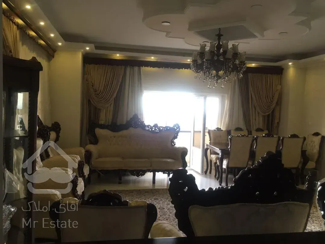 ۱۱۶ متری روبروی دریاچه برجهای صیاد