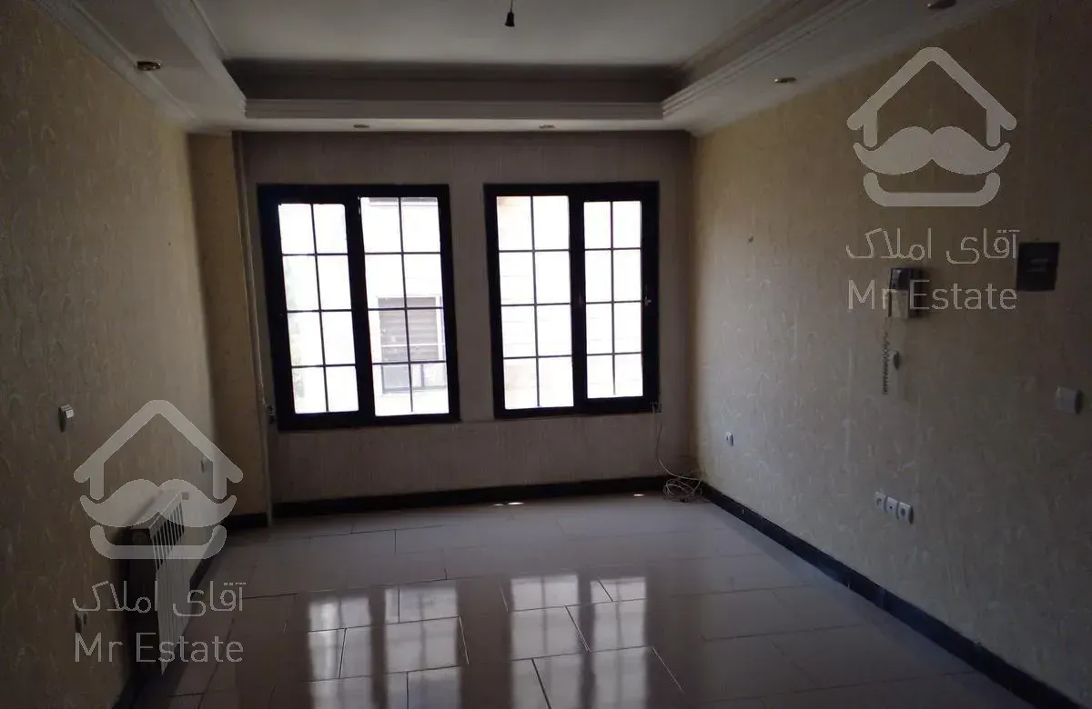 آپارتمان خوش نقشه و خلوت