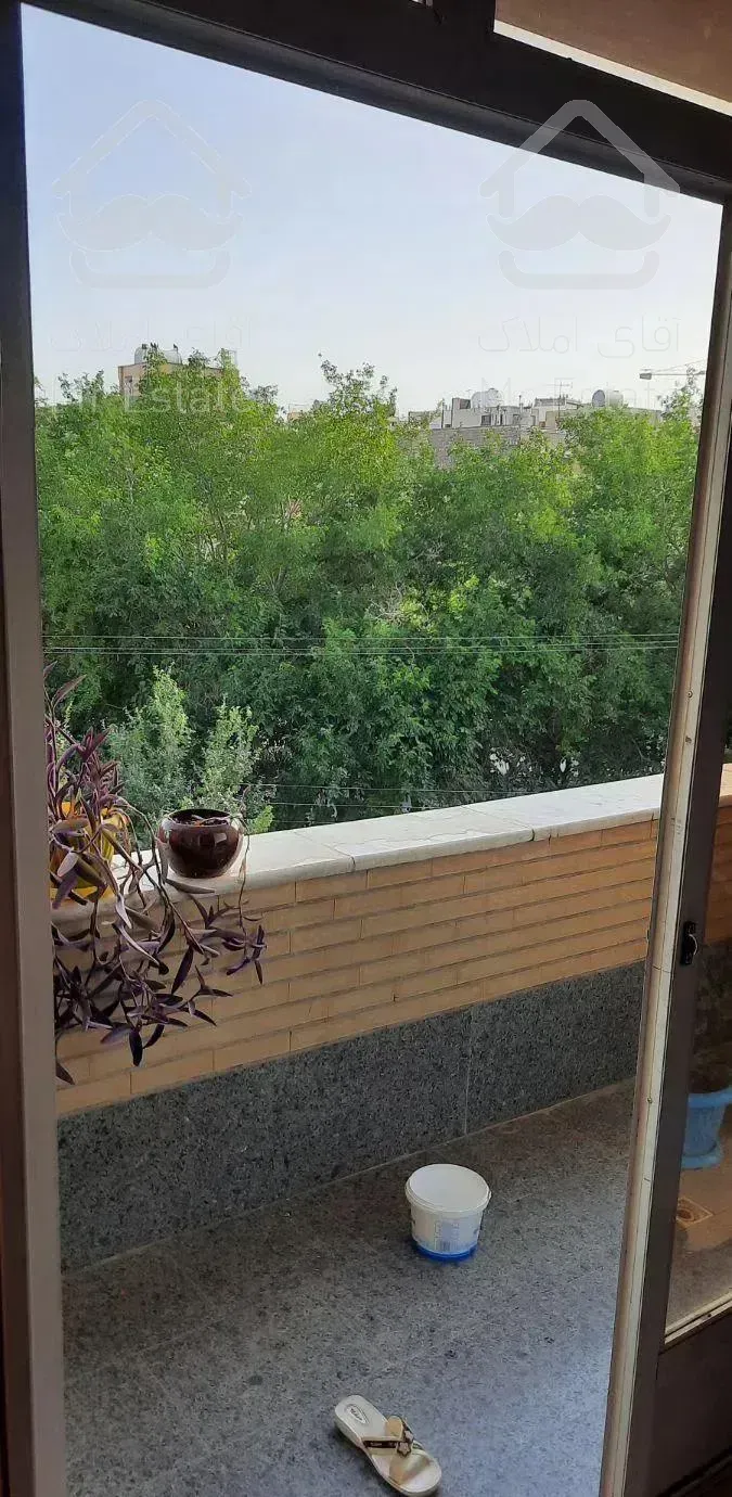 اپارتمان ۹۵ متری دوخوابه .نبش خ سجاد .بلوار ایمان