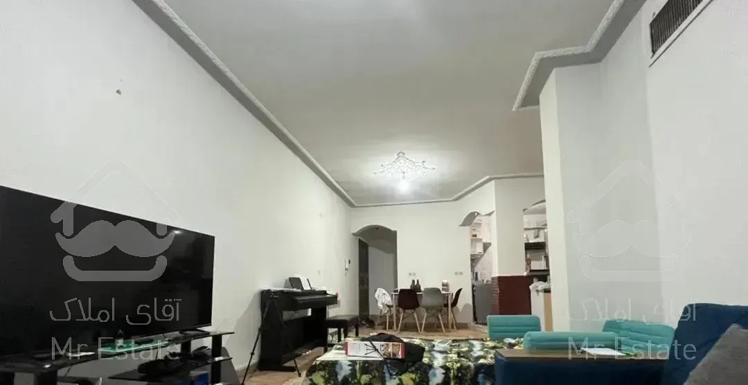 ۸۰ متر، فول، میدان ولیعصر، نزدیک مترو، ویوو