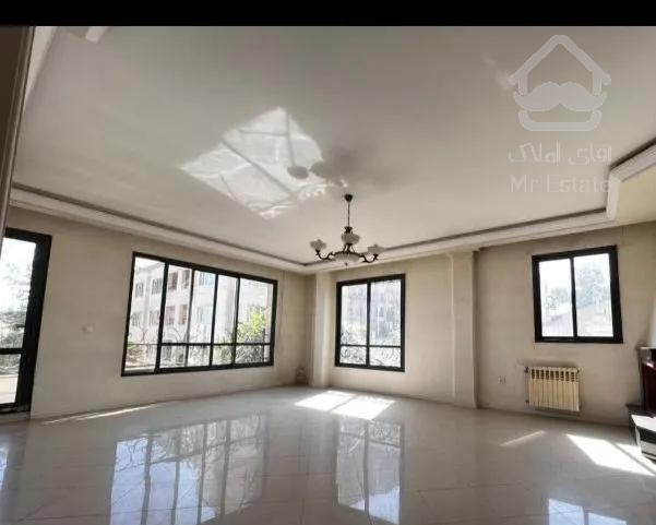 ۱۱۲ متر سه نبش سرتاسر پرده خور