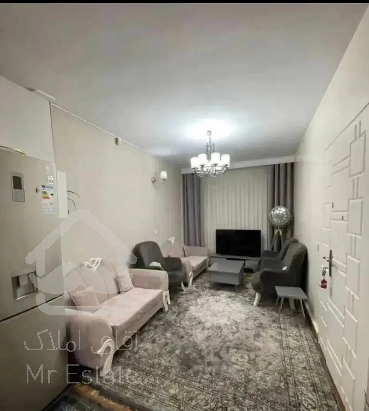 رهن واحد40 متری تمیز طبقه 4وحیدیه