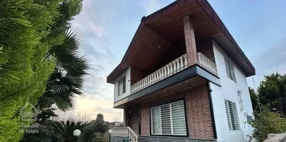 ویلا دوبلکس ۳۰۵ متری/سند ۶ دانگ و پایانکار / نوشهر