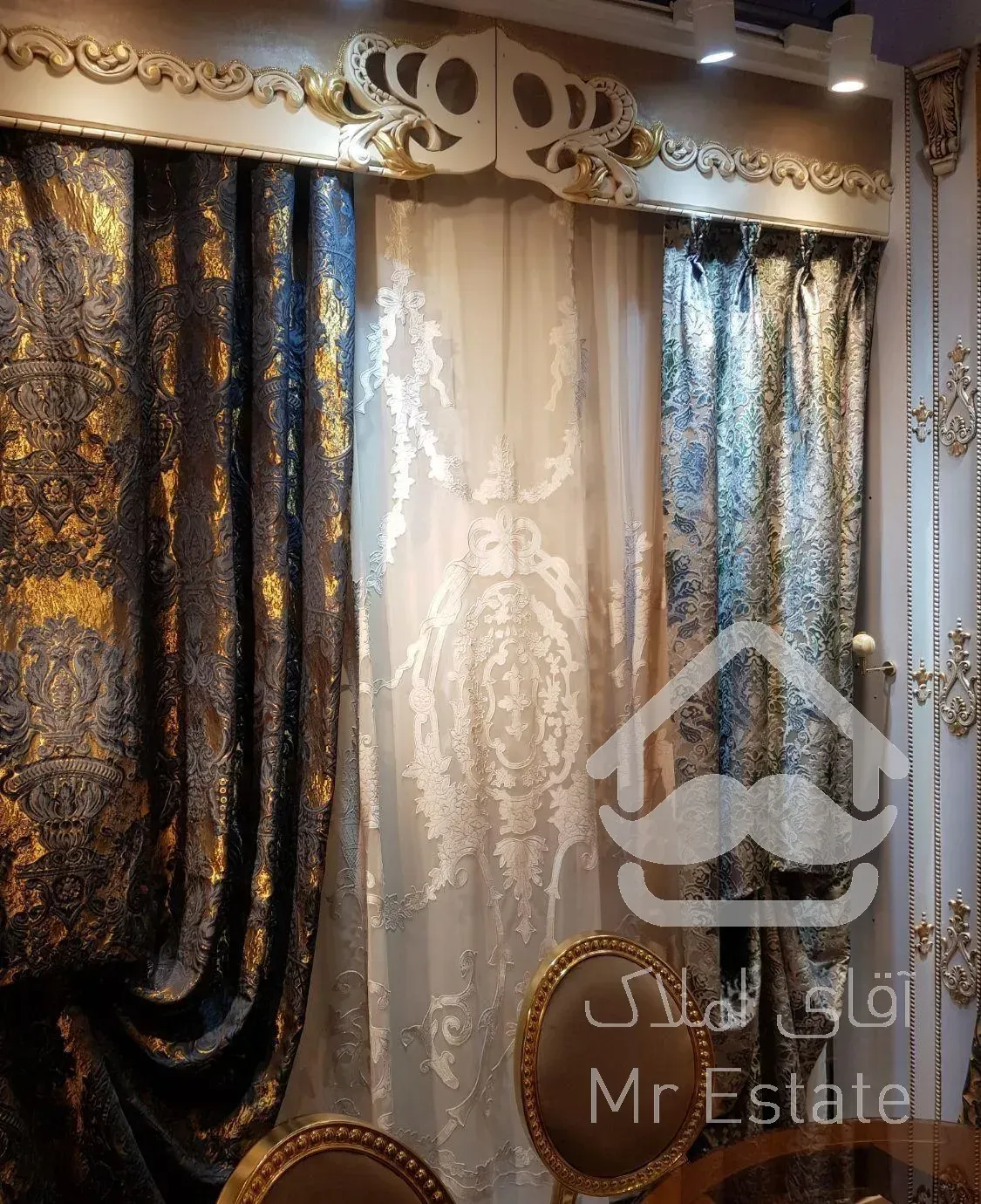 پخش کاغذدیواری پارکت پرده کفپوش آینه کاری کاغذسقف