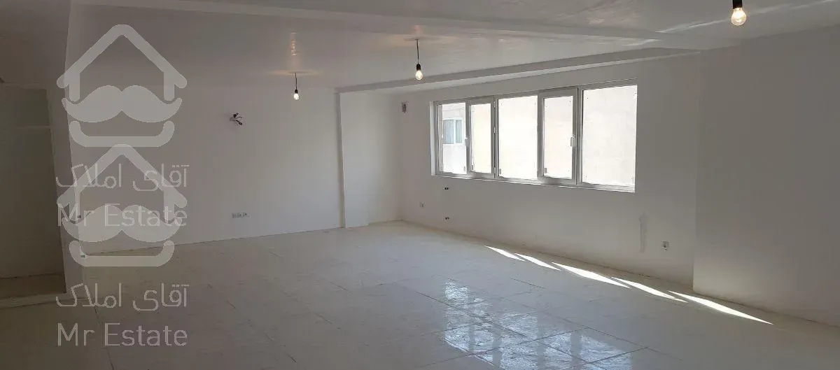 آپارتمان ۲۰۰متری  سه خوابه