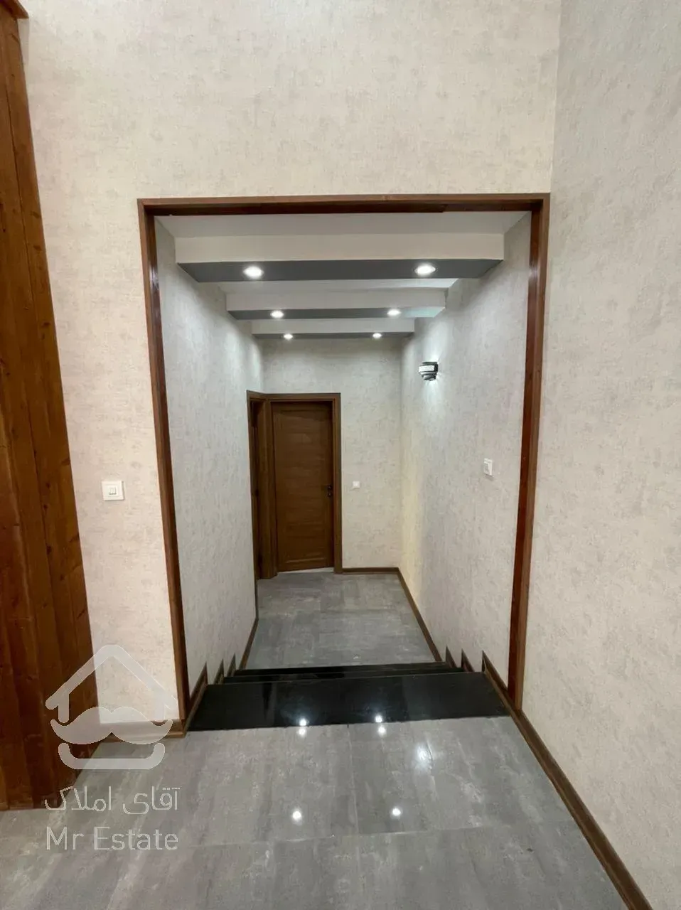 باغ ویلا مدرن ۴۰۰ متری با قیمت فوق العاده در تهراندشت