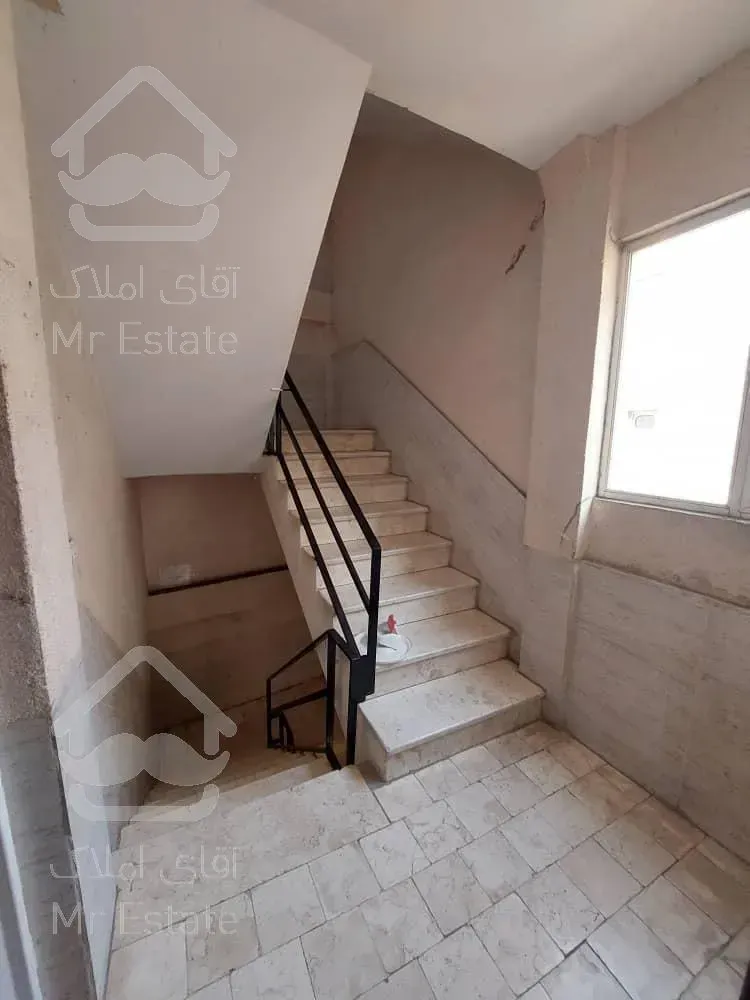 اپارتمان۵۰متری ۱ خواب ، وام دار، قابل رهن، خوش نقش، سال۹۰،امکانات عالی