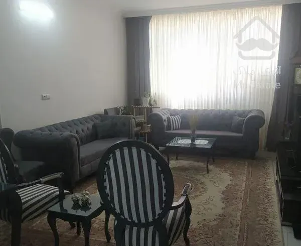 آپارتمان ۶۱ متری تمیز و مرتب