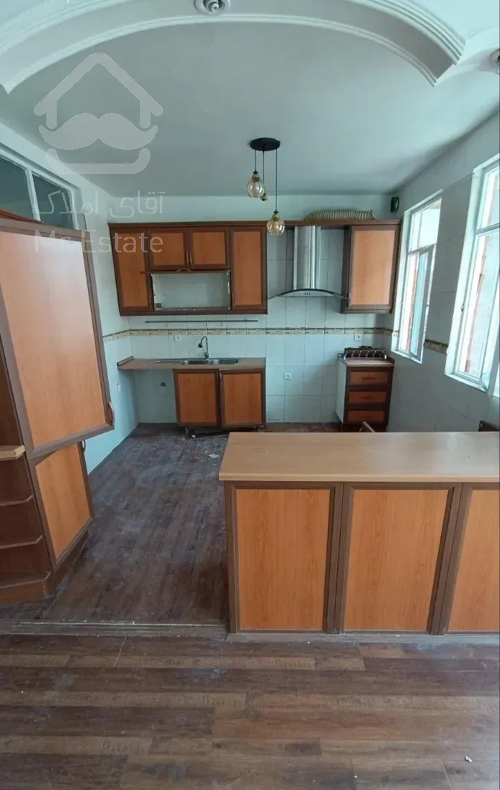 ۱۰۴متر ۳خ بازسازی شده با پارکینگ اجاره دار. شایقی