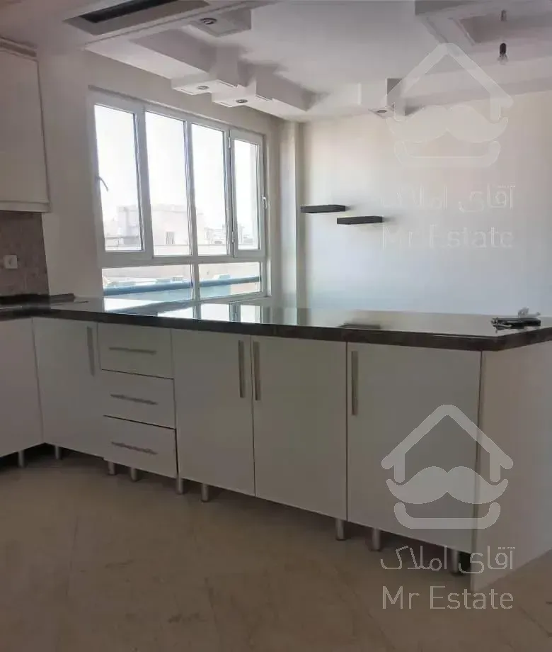 آپارتمان ۱۵۰ متر سه خواب دو پارکینگ