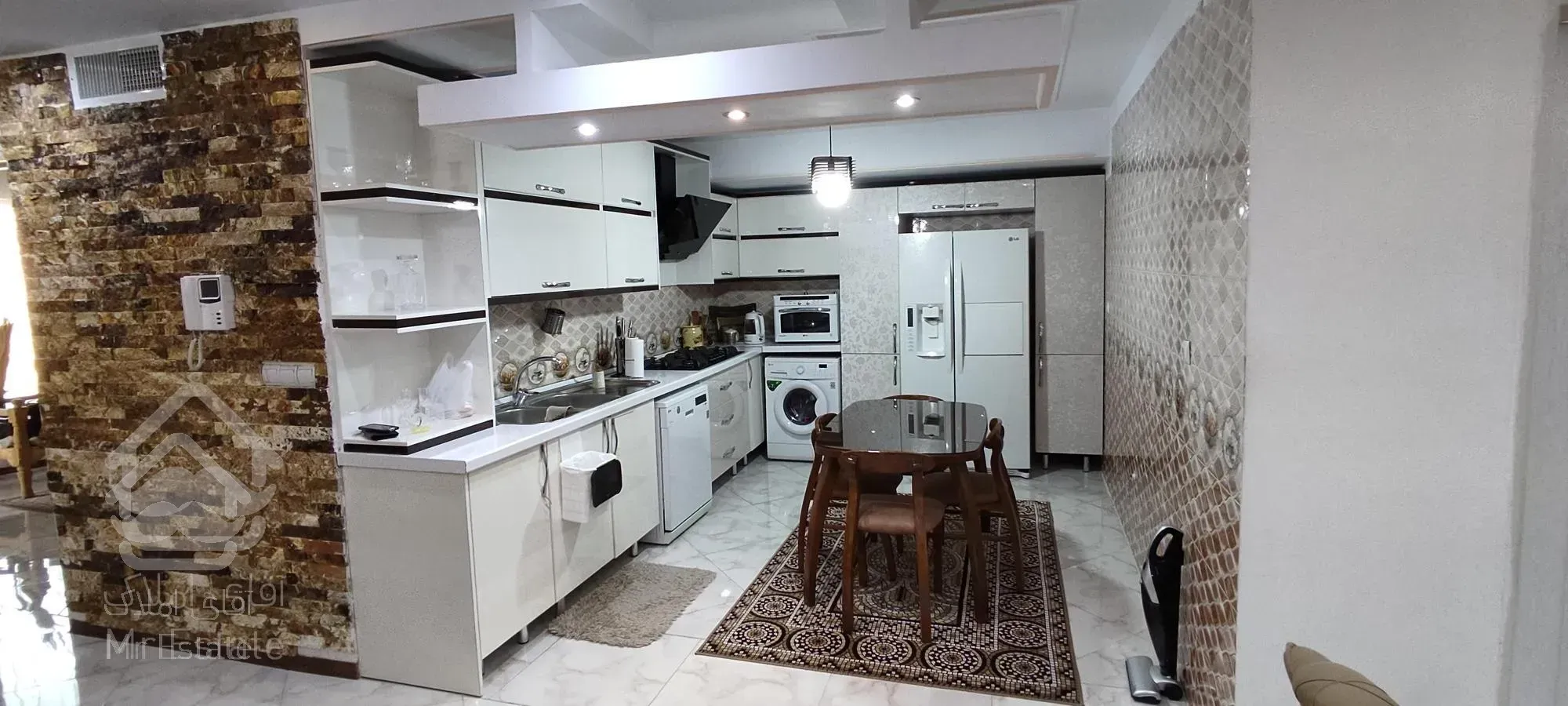 کرج ۱۲۳ متری فول امکانات رو به نما