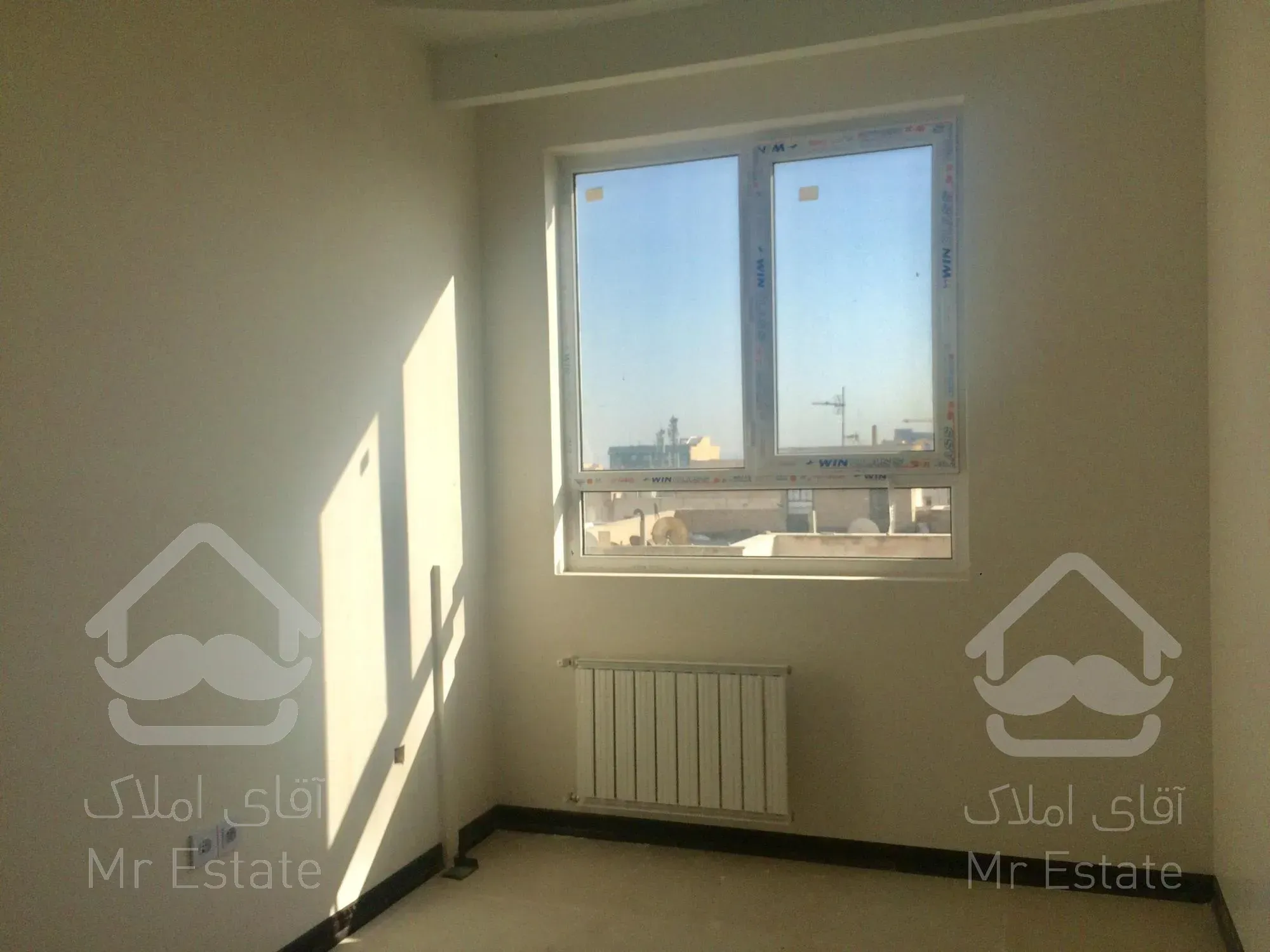 رهن آپارتمان ۸۲ متری نوساز واقع در بلوار فردوس شرق