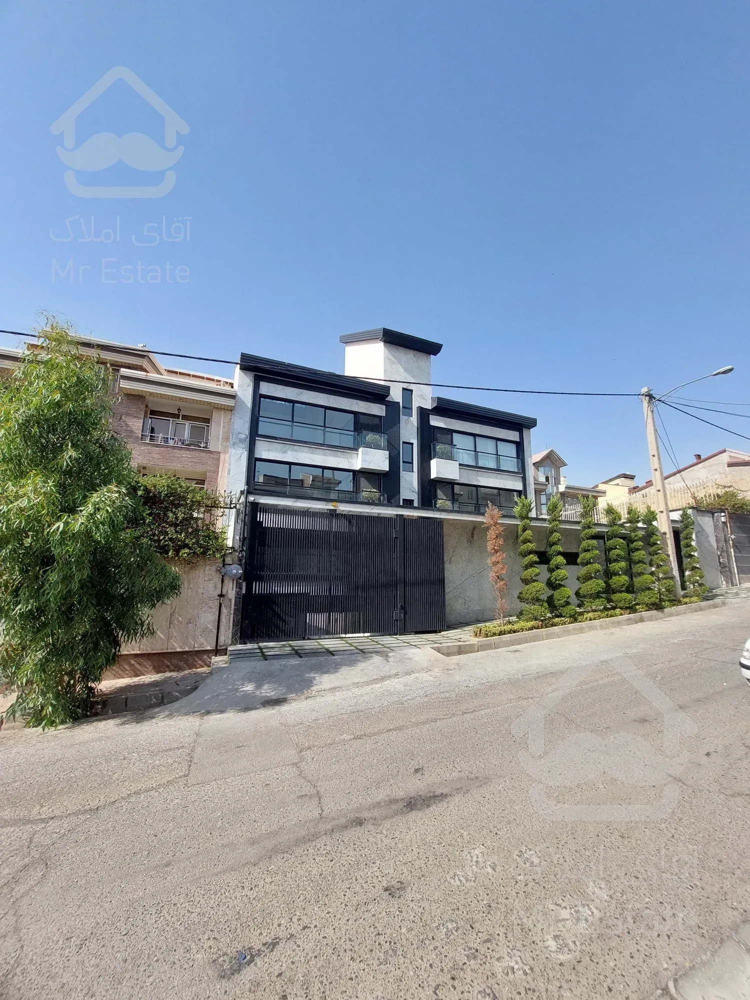 شخصی ساز در سرو آزاد (ویلایی)