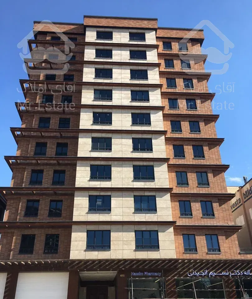 شیراز شمالی ١٧٣ متر ٤ خوابه دوپارکینگ