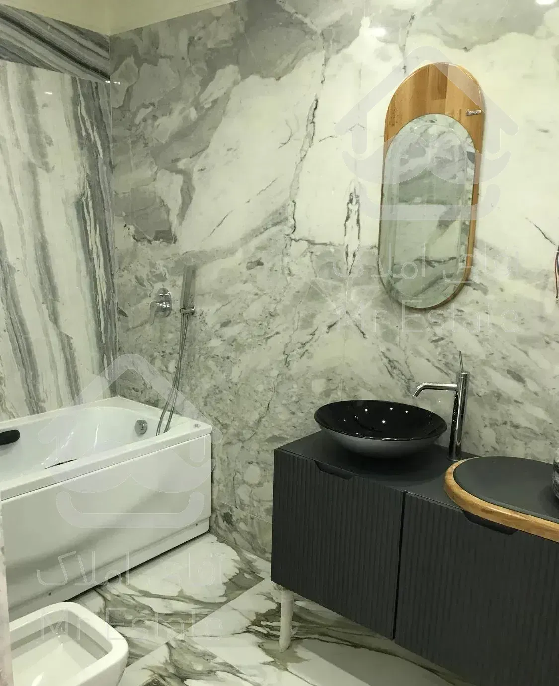 آپارتمان ۲۶۰ متری دروس ۴ خواب فول مشاعات