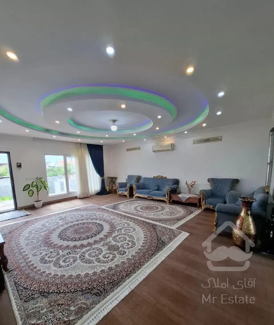 خانه ویلایی نیم پیلوت700متر3خواب بافت فریدونکنار