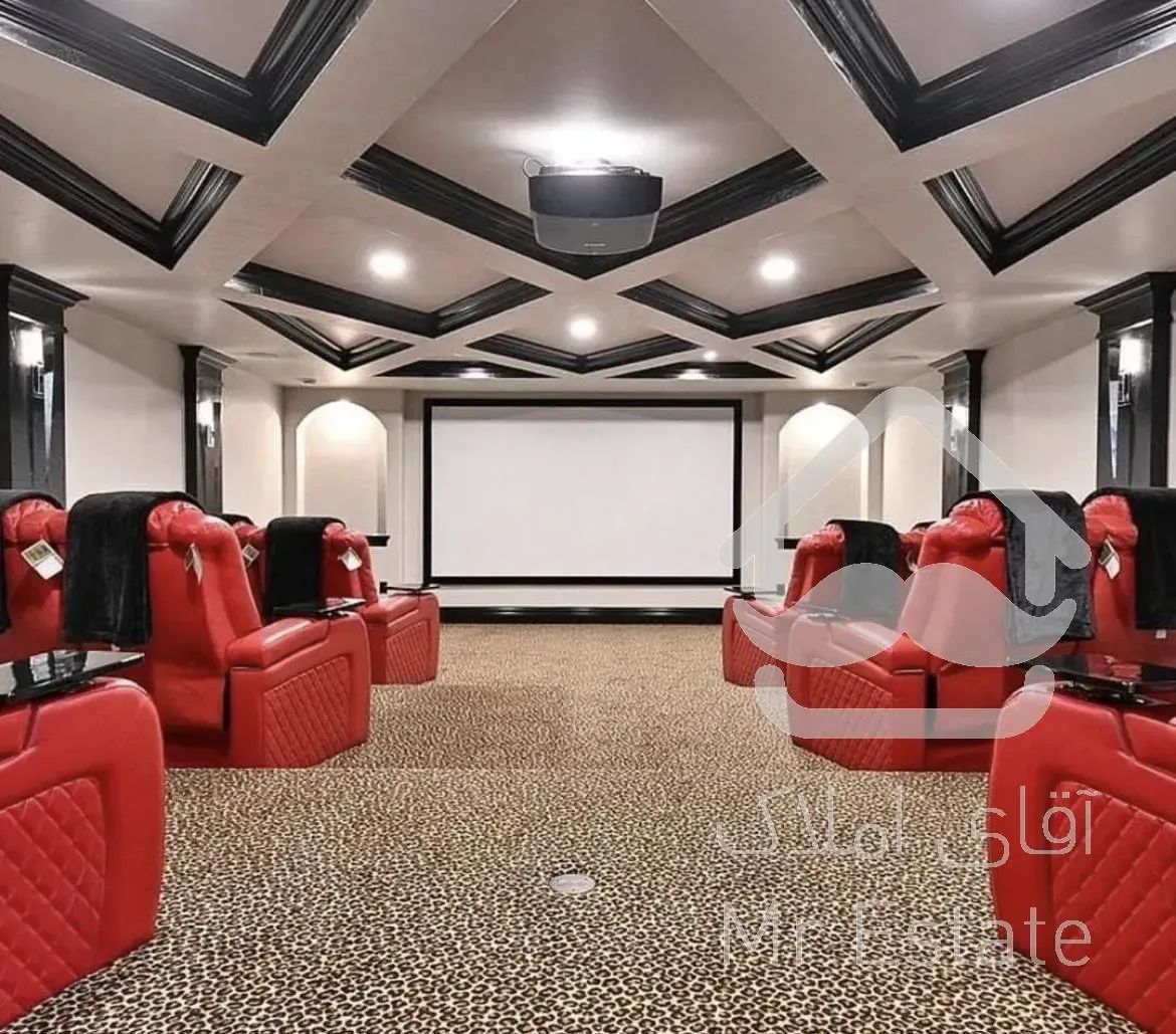 ۲۹۰متر،کوشک پارک در مروارید،۱۰۰۰متر لابی،۴مستر